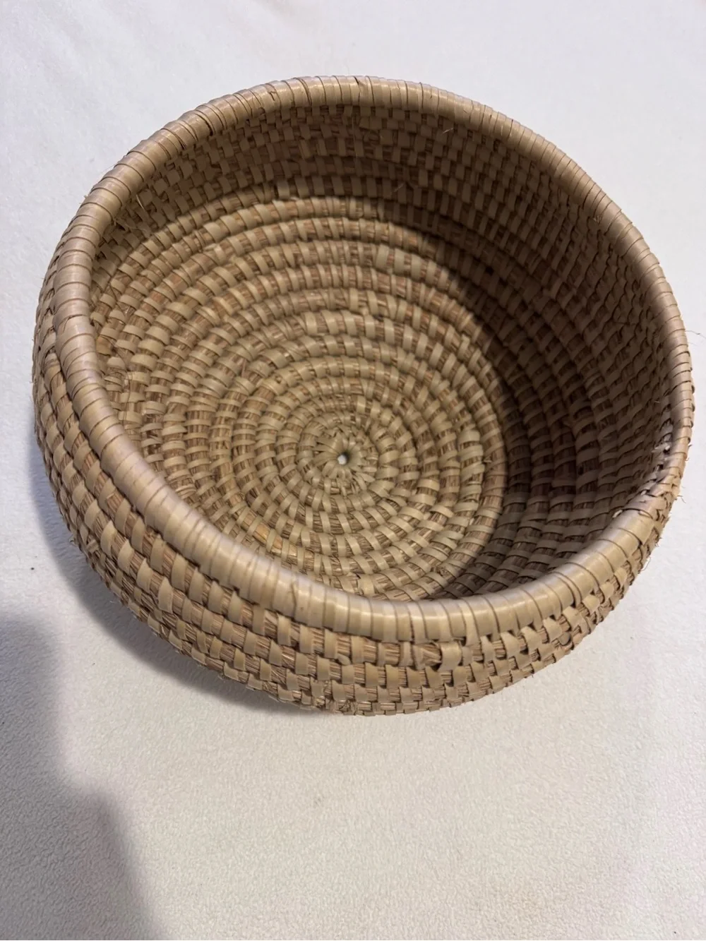 Vintage Sweetgrass Coiled Basket Handmade Southern Folk Art Round 8” Boho